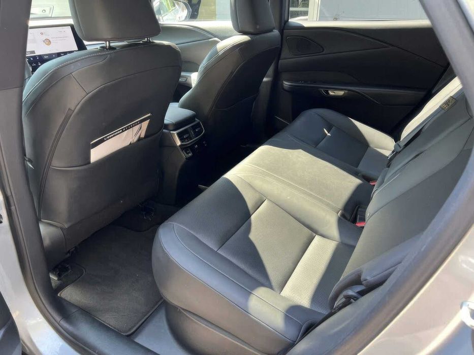 Lexus RX 350 Premium      2023