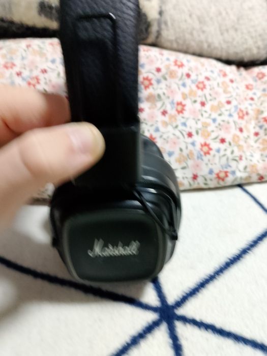 Słuchawki Marshall używane czarne nieoryginalne