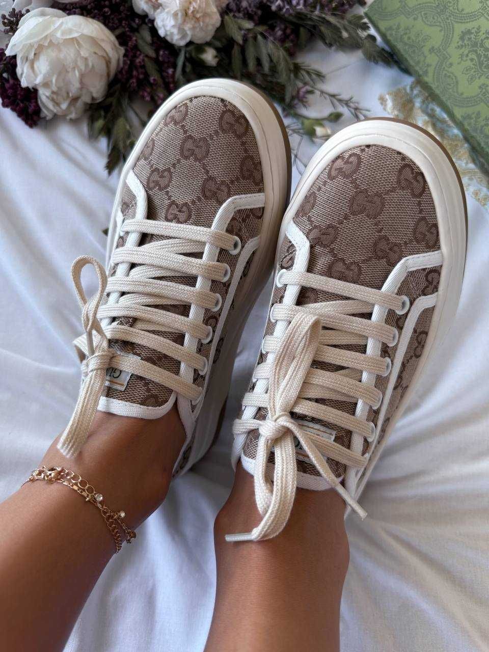 Trampki damskie bezowe Gucci Printed Platform Premium 36-39r