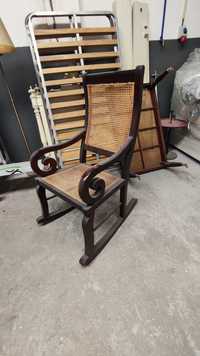 Cadeira baloiço antiga