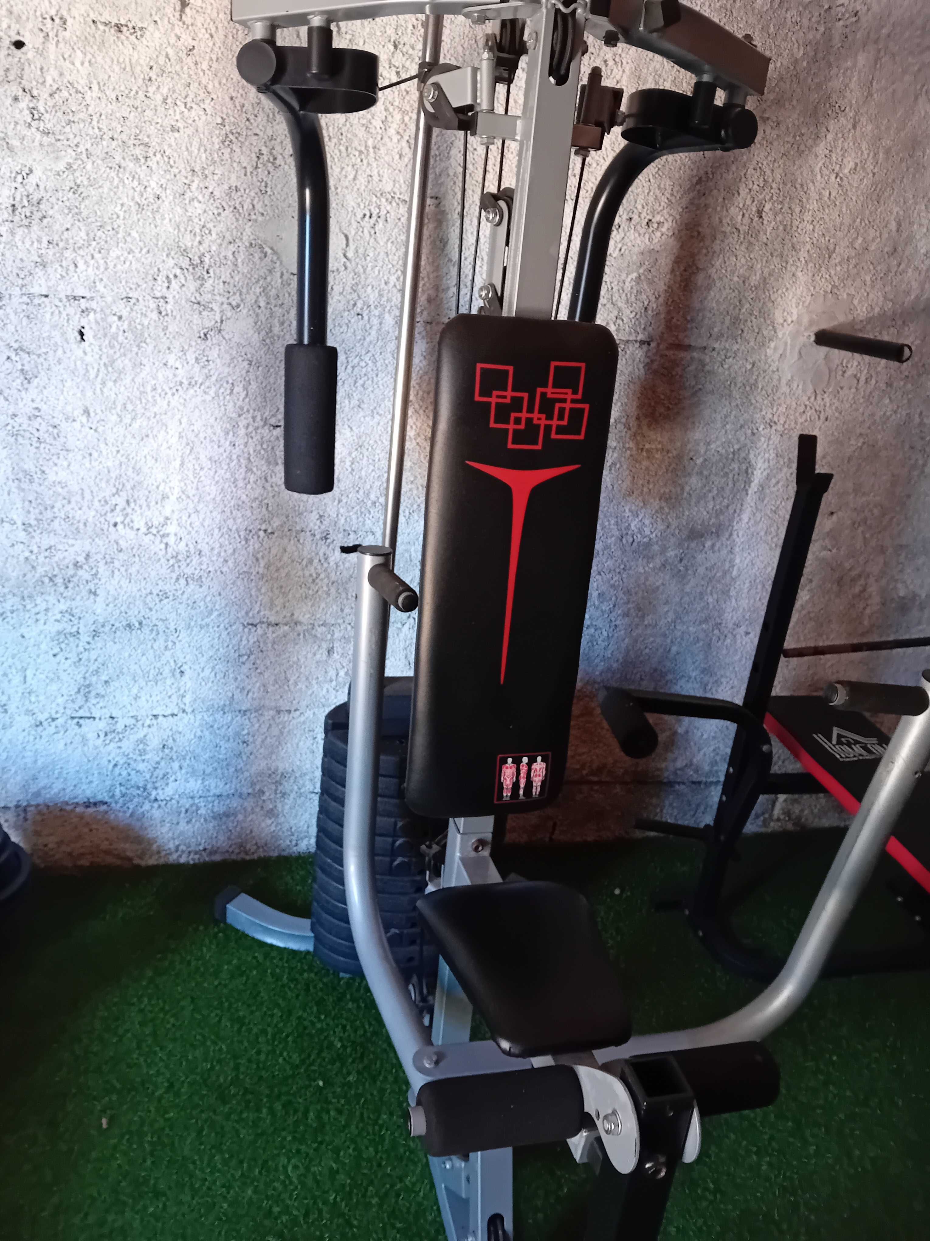 1 máquina de  Musculação por 100€