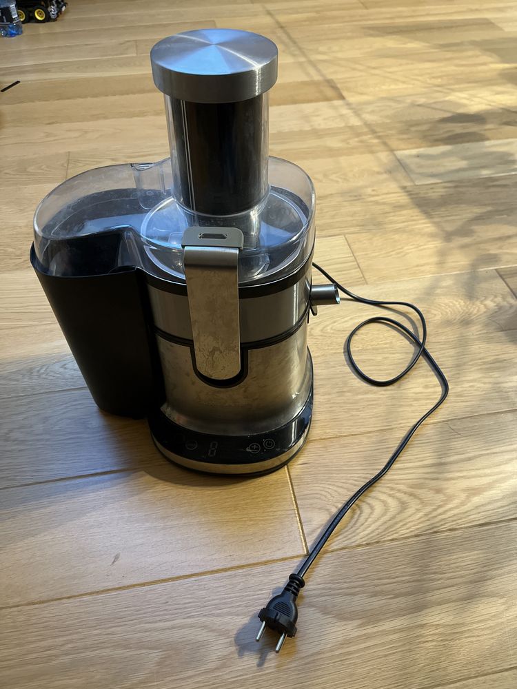 Sokowiròwka GÖTZE & JENSEN JM701X