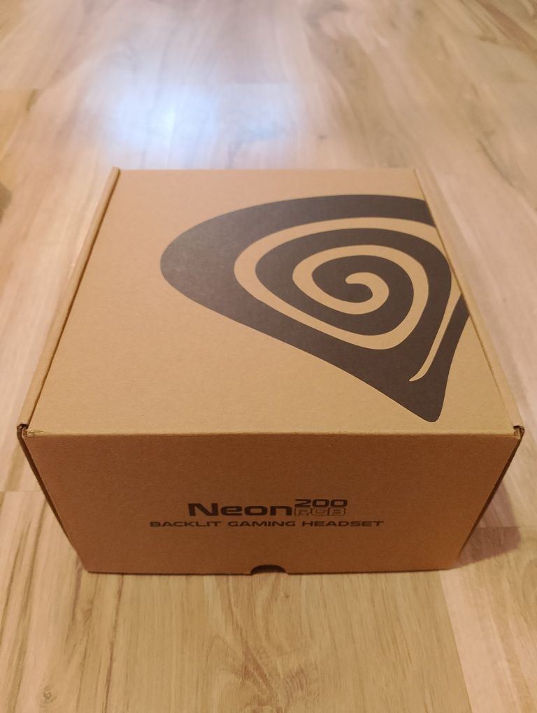 Genesis Neon 200 RGB