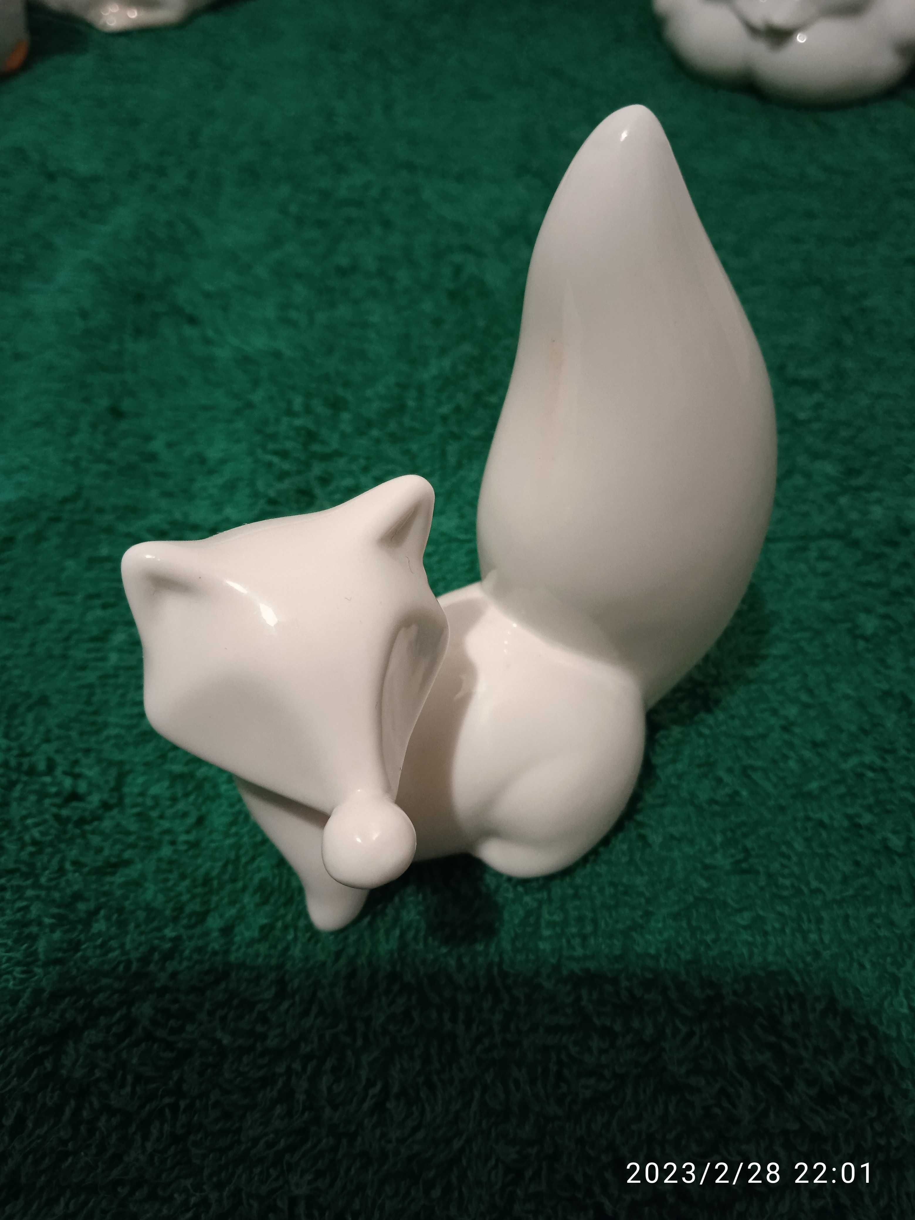 Lis new trend line JIE Gantofta figurka,porcelana, wesolutki rabuś
