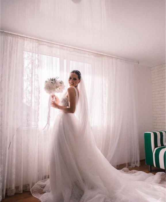 Весільна сукня XS-M