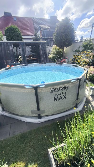 Basen Steel Pro Max 3,05 m z akcesoriami