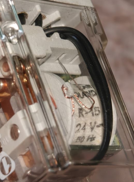 Przekaźnik przemysłowy 24 V przekaźniki przemysłowe R-15  10A  PRL