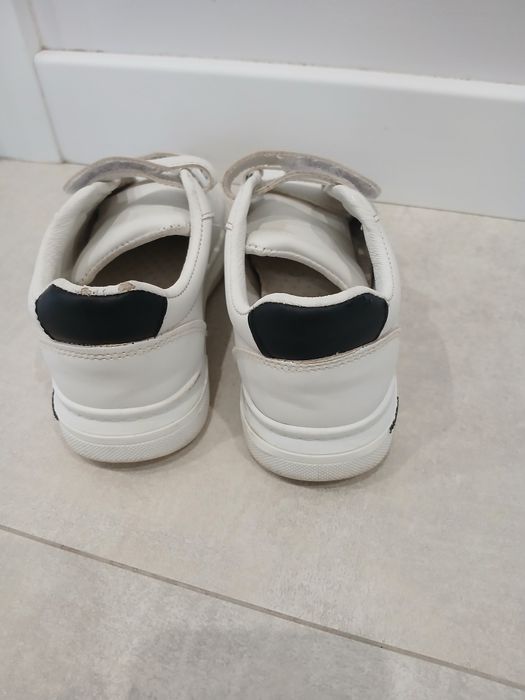 Białe adidaski buty na rzep