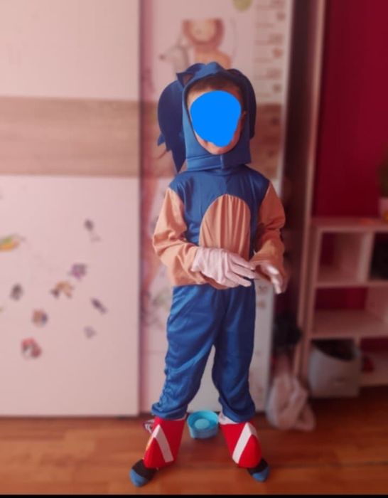 Strój Sonic rozmiar 116