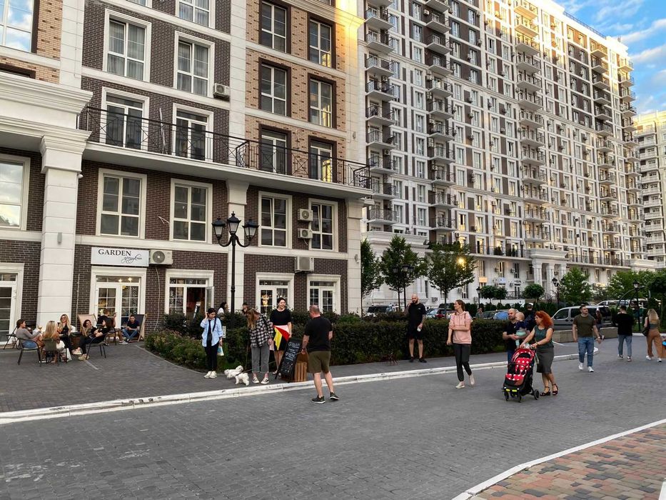 Кутовий Cупер-фасад на площу, 50 кв.м, ЖК Нова Англія, Максимовича