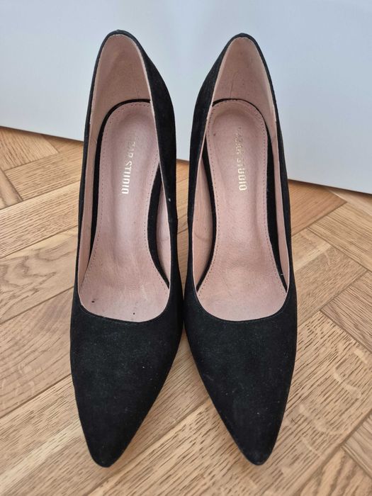 Buty na obcasie czarne, KAZAR STUDIO Rozmiar 39