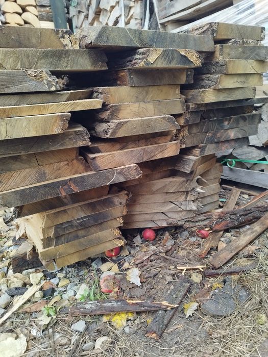 Tarcica dębowa. Deski foszty bale. Dąb.