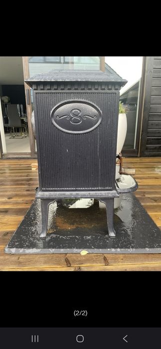 Kominek żeliwny Jøtul 8