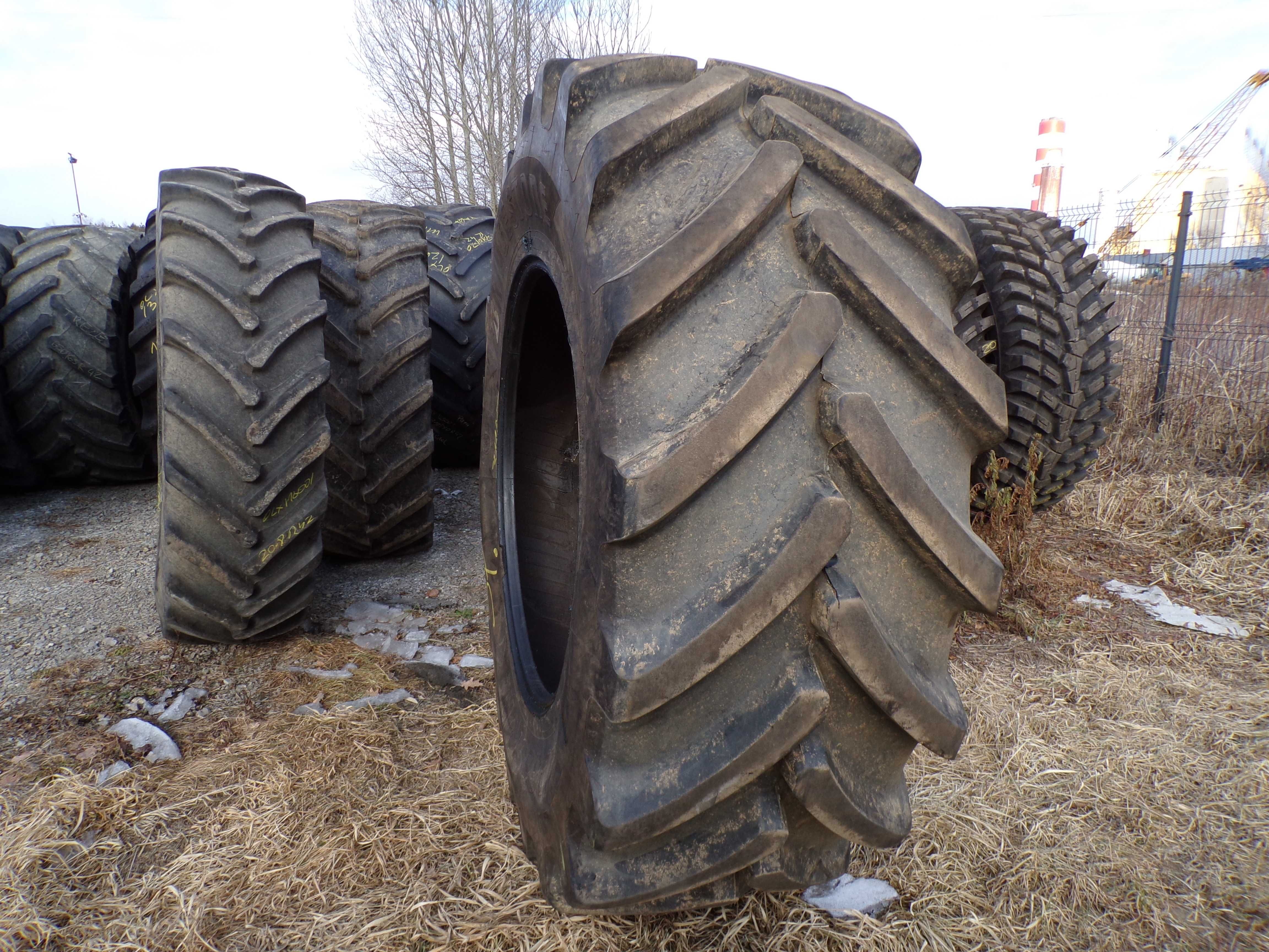 opona 710/70R42 BRIDGESTONE VX-TRACTOR (5000 netto)