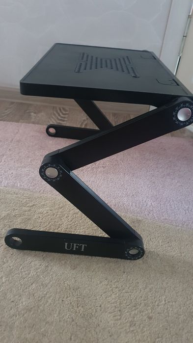 Столик для ноутбука UFT FreeTable-3