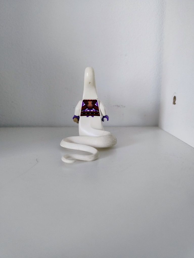 LEGO ninjago Pythor