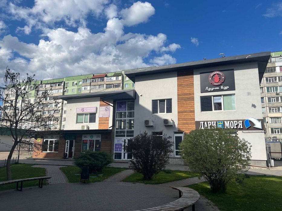Приміщення вільного призначення 130 м.кв. пр-кт. Лушпи 39