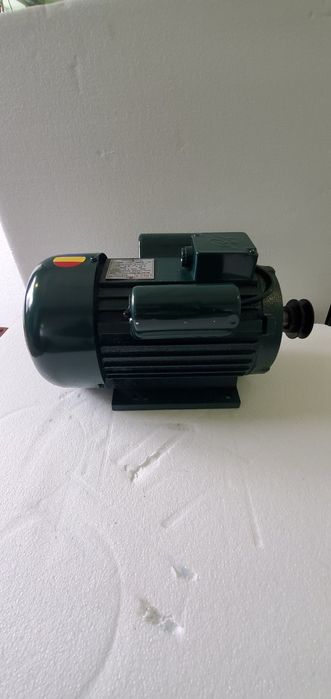 Електродвигун однофазний 220в, мотор, двигун, электродвигатель,