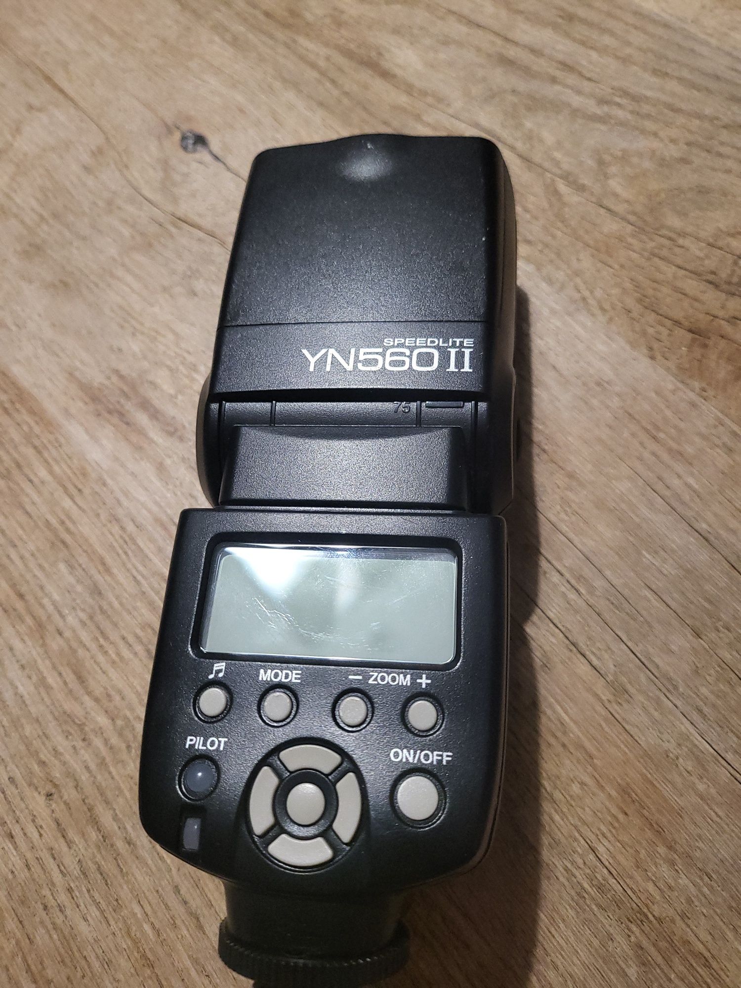 Lampa błyskowa Yongnuo Speedlite YN560 II