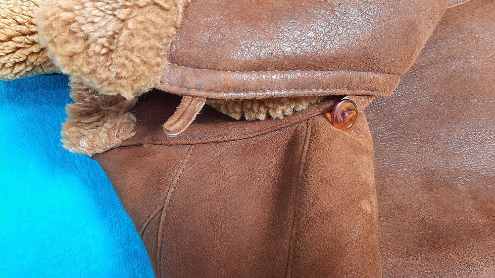 Дубленка жіноча коричньовий колір