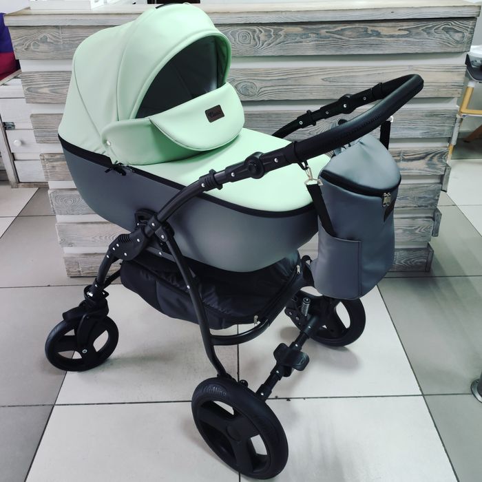 Детская универсальная коляска Victoria Gold Classic