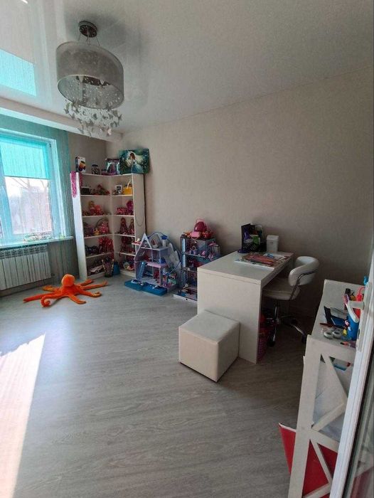 Продам 2-х этажный дом на Черемушках. Ремонт.