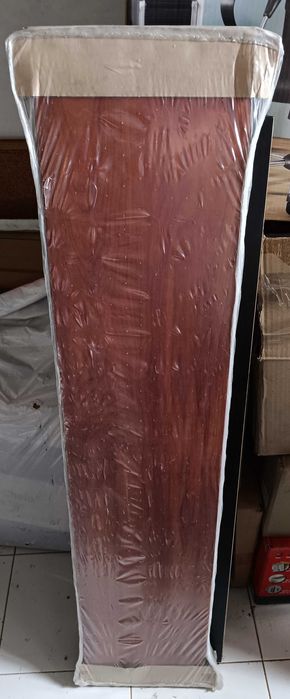 2 Estantes de parede Prateleiras de madeira forte