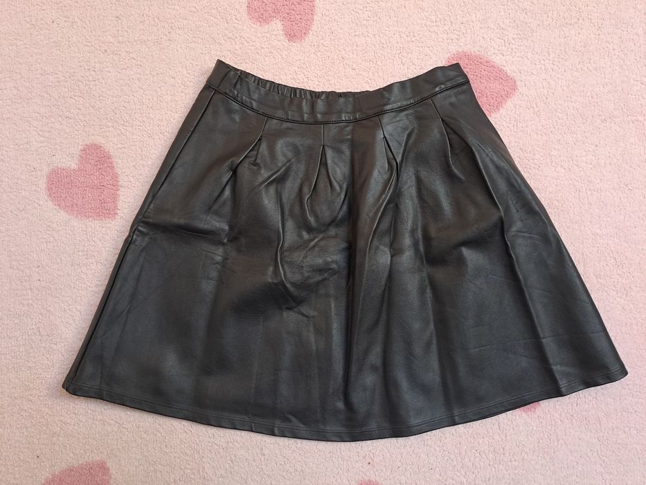 czarna spódniczka mini