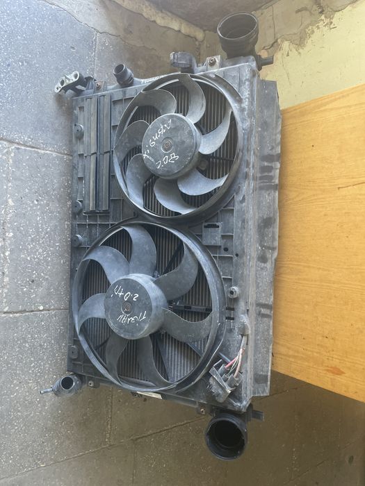 Радіатор Інтеркулер наддув Volkswagen Tiguan 2.0TDI 3c0145805p