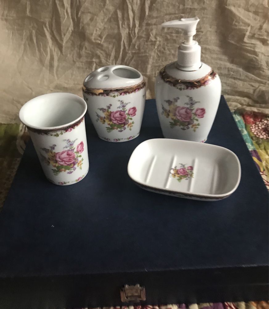 Conjunto Porcelanas Limoge - NOVO