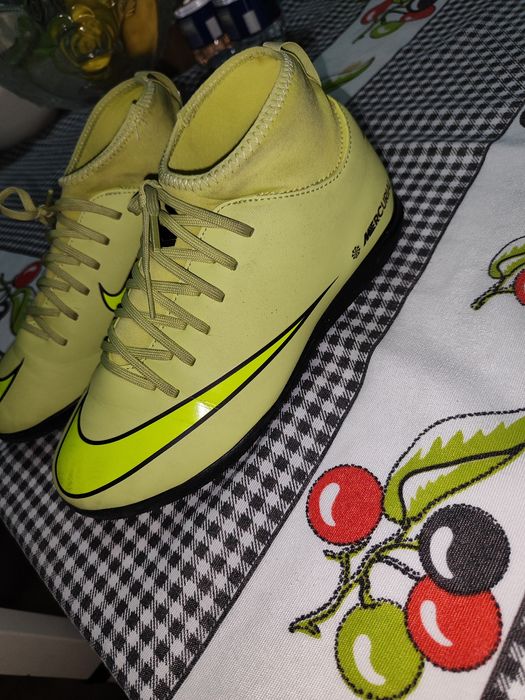 Chuteiras futsal Nike Mercurial