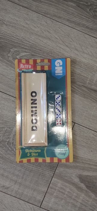 Nowy zestaw gier Retro toys domino i kości