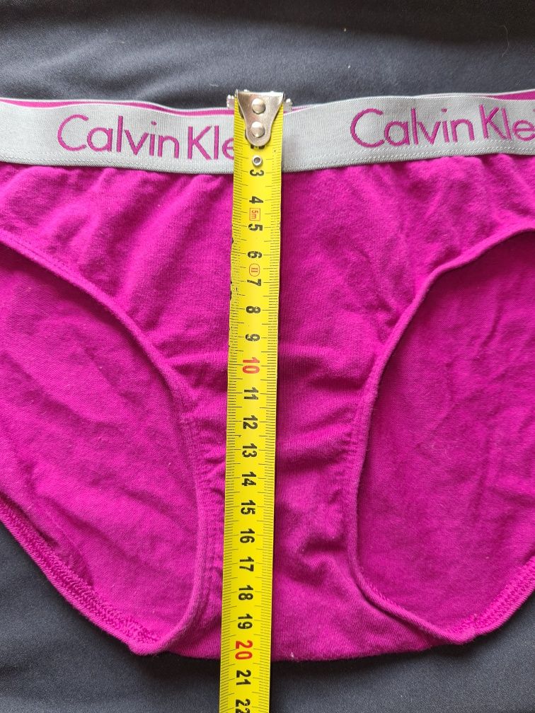 Оригінал з номером Трусики Calvin Klein розмір М