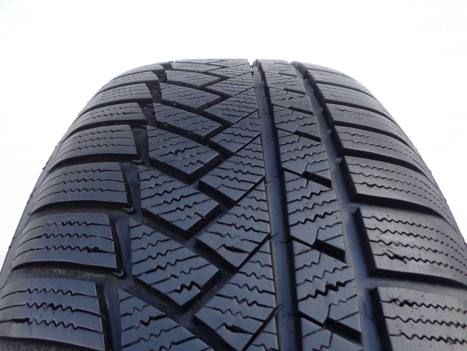 OPONY ZIMOWE 235/60/18 Continental Winter Contact TS850P 235/60R18