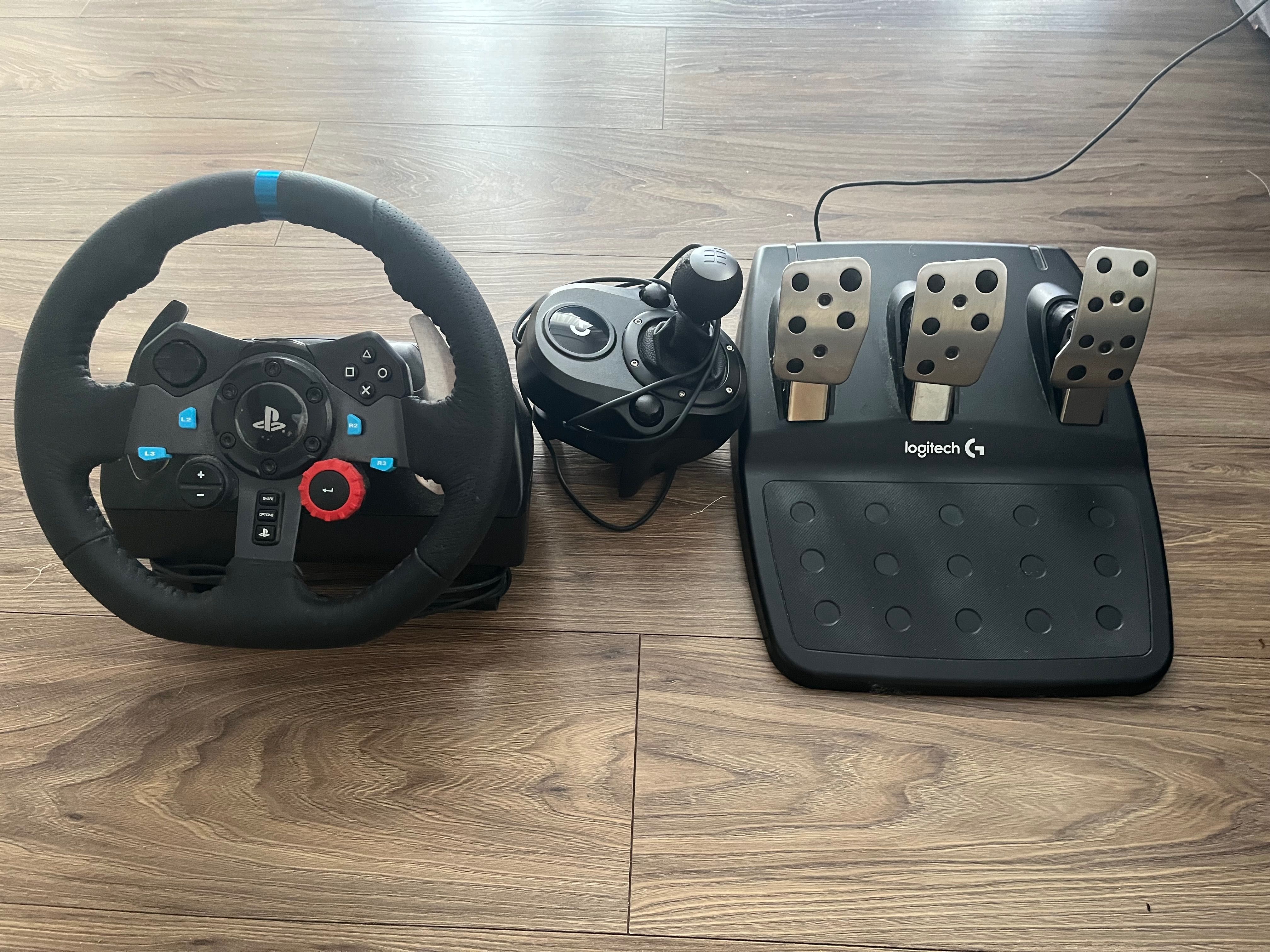 Logitech g29 Kierownica do gier  plus skrzynia biegów plus pedaly