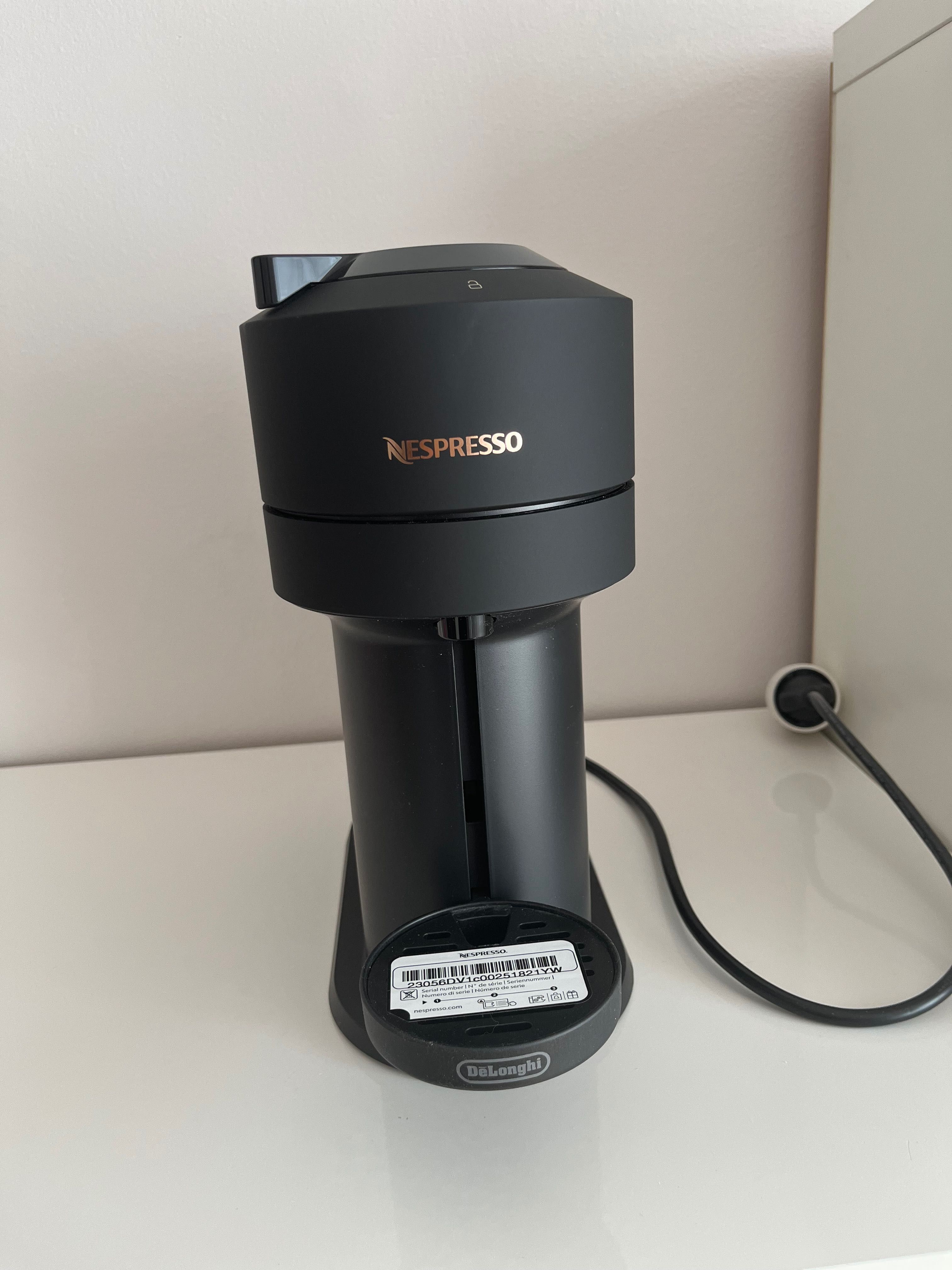 Ekspres DELONGHI Nespresso Vertuo