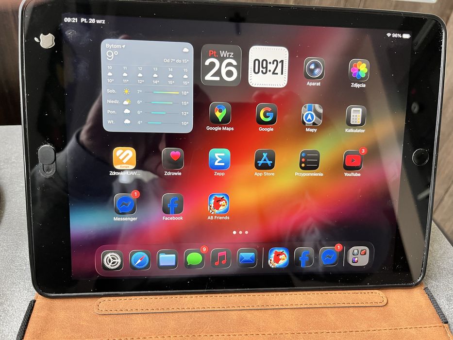 Ipad model A2602 9,7 cal. (9 th generation)