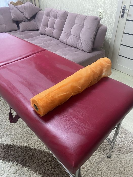 Кушетка для майстра б’юті-сфери