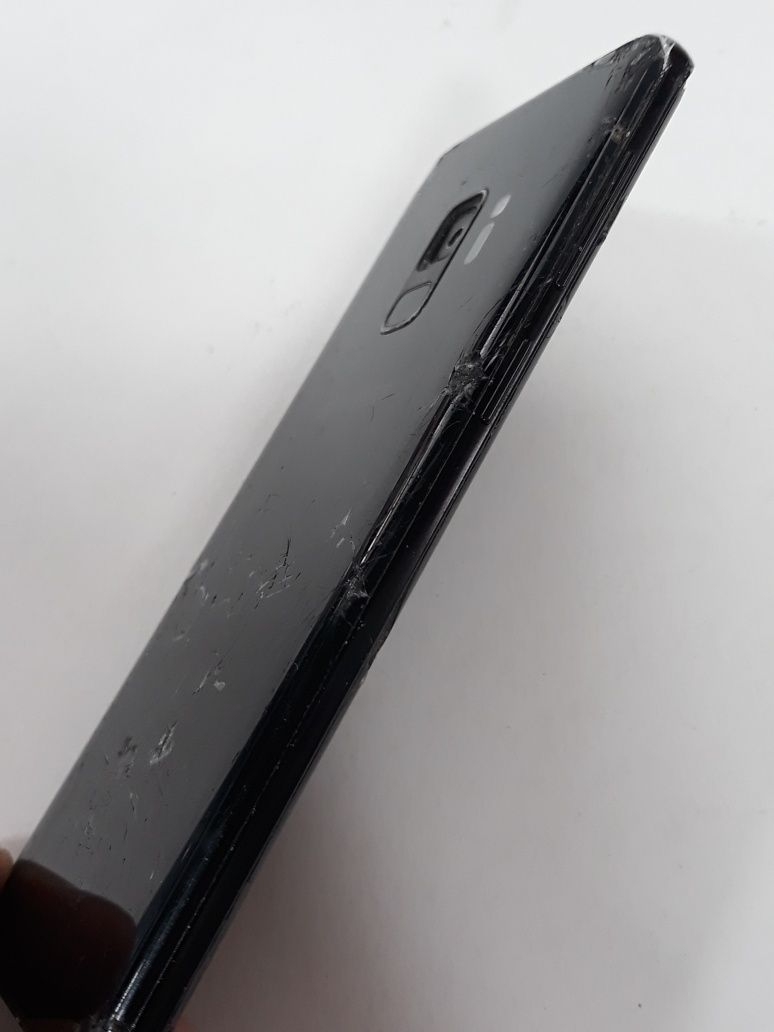 Пелефот Samsung S9 "4/64"