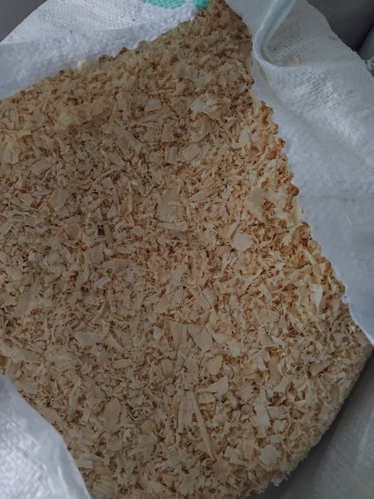 Продам стружку соснову суху.