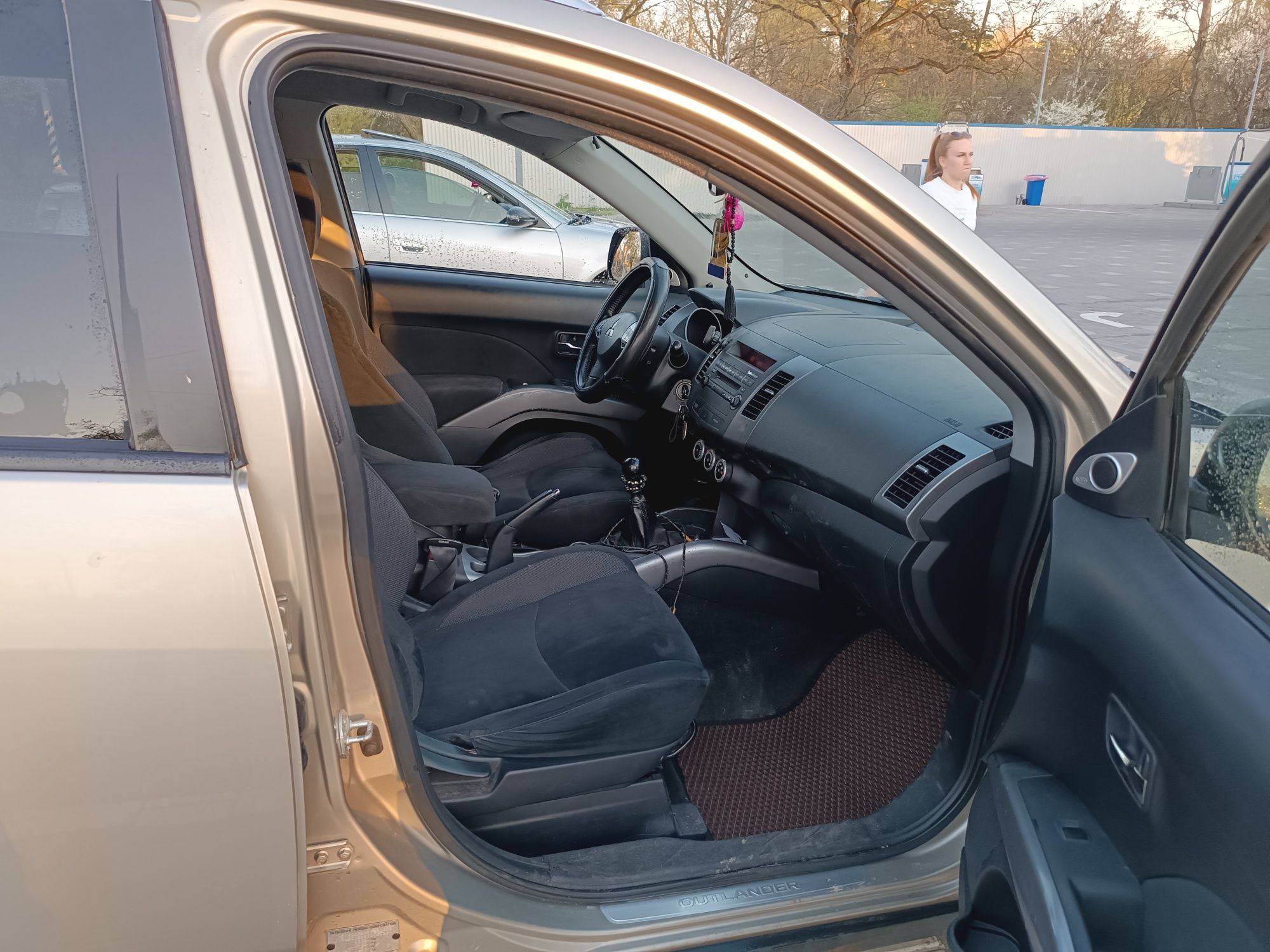 Mitsubishi XL.         2.0 TDI