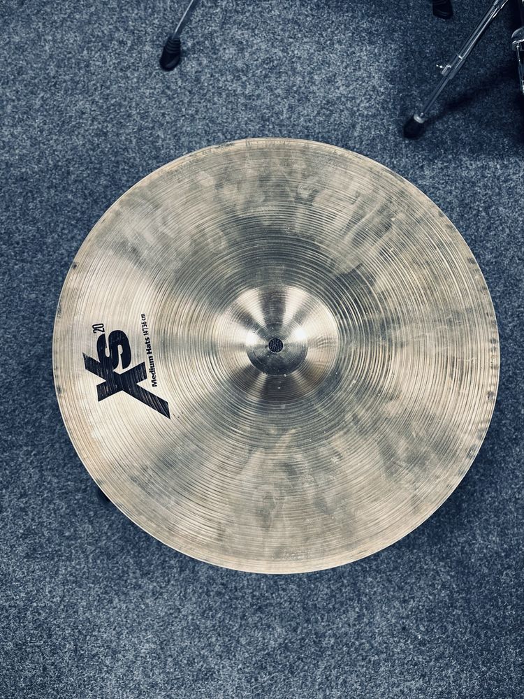 Hi hat Sabian Xs 20 - medium hats 14”