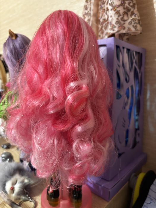 Rainbow Hing S3 троянда