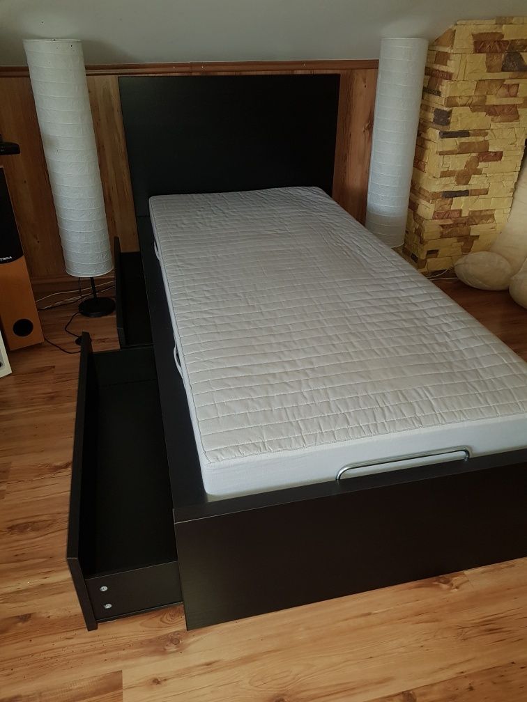Łóżko jednoosobowe IKEA MALM 90x200 materac sprężynowy