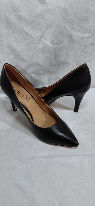 Туфли лодочки Caprice кожа внутри снаружи 7,5 (41,5) размер