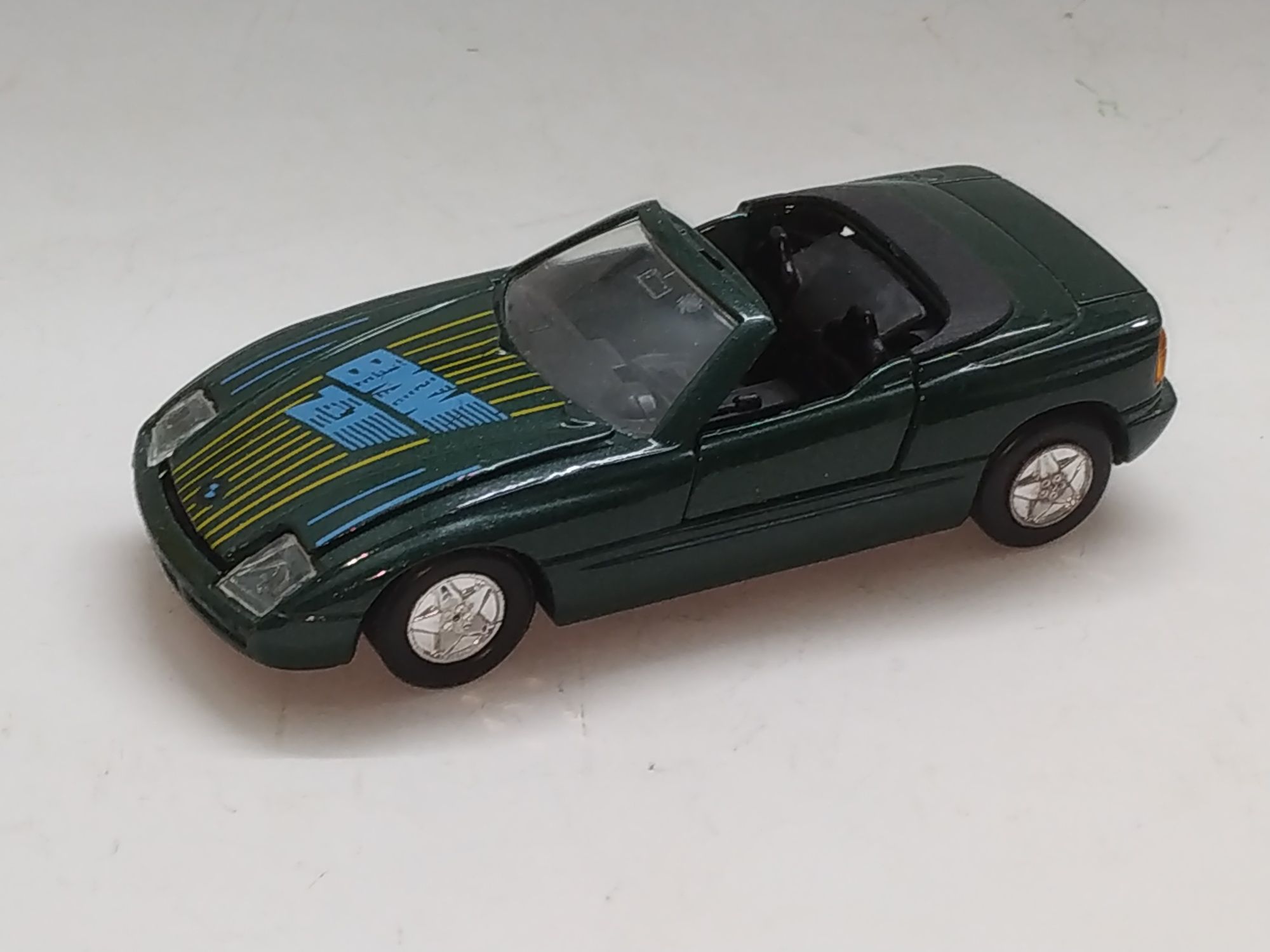 Модель автомобиля, машинка, игрушка BMW Z1, Welly