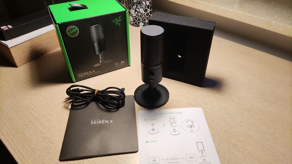 Mikrofon pojemnościowy  do  komputera  USB RAZER SEIREN X Streaming  Y