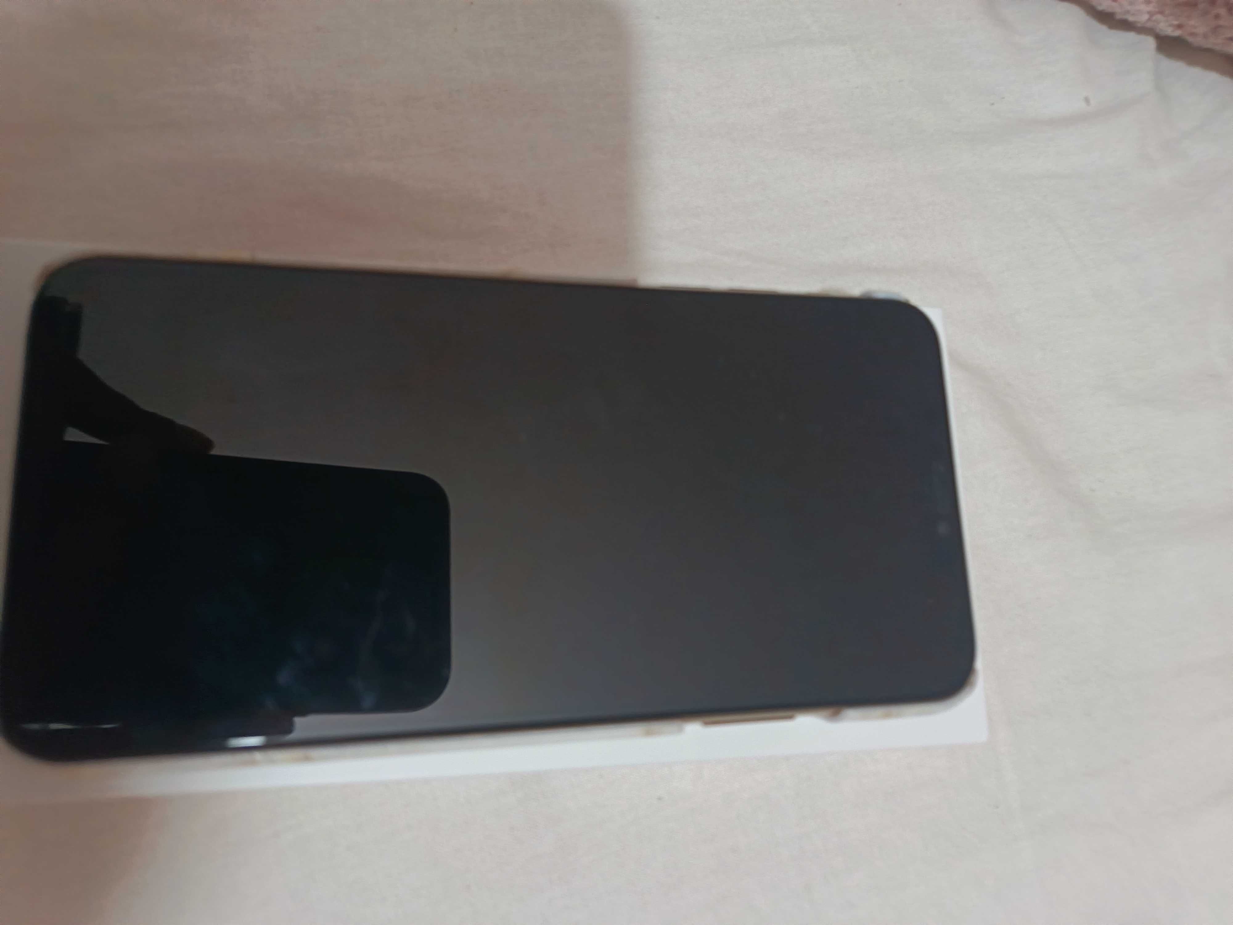 iPhone 11 pro max 64 gigas
