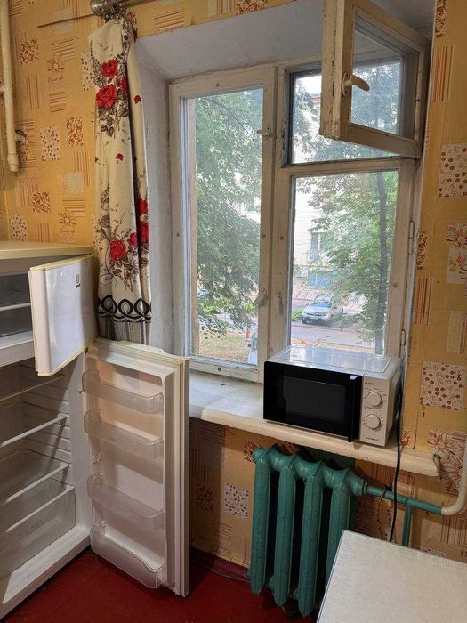 Продам квартиру 2-к Проспект Науки(Гагаріна) Підстанція ПОСТАНОВА