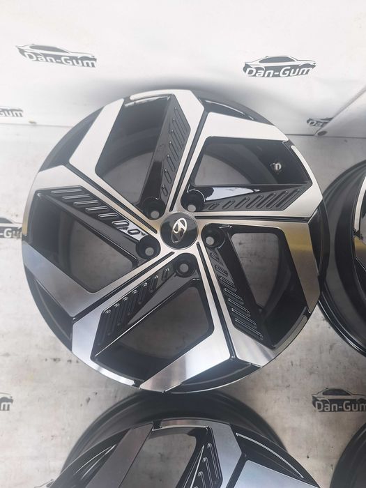 Felgi aluminiowe 5 x 114,3 R 18 Alufelgi oryginalne Carbonado Hyundai